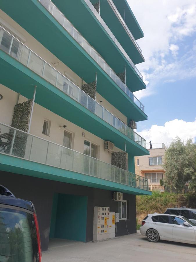 Ademi Apartment Нэводари Экстерьер фото